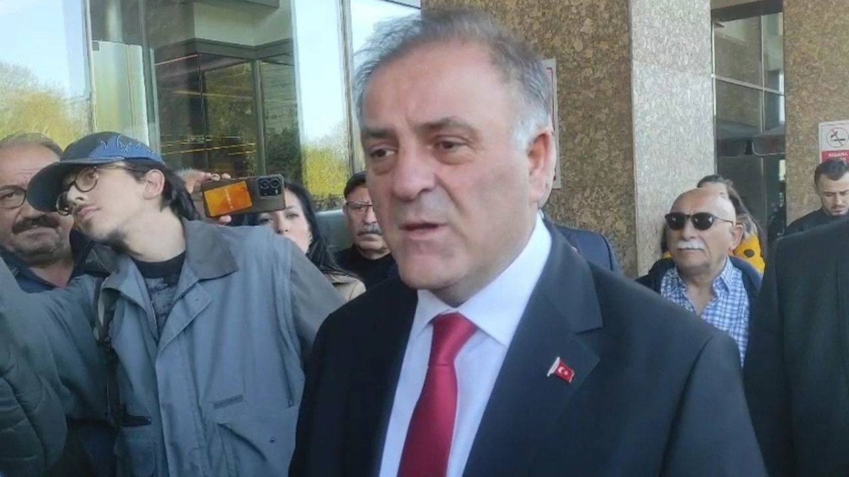 İBB Başkanvekili Nuri Aslan’dan Sırrı Süreyya Önder’in tedavi gördüğü hastaneye ziyaret
