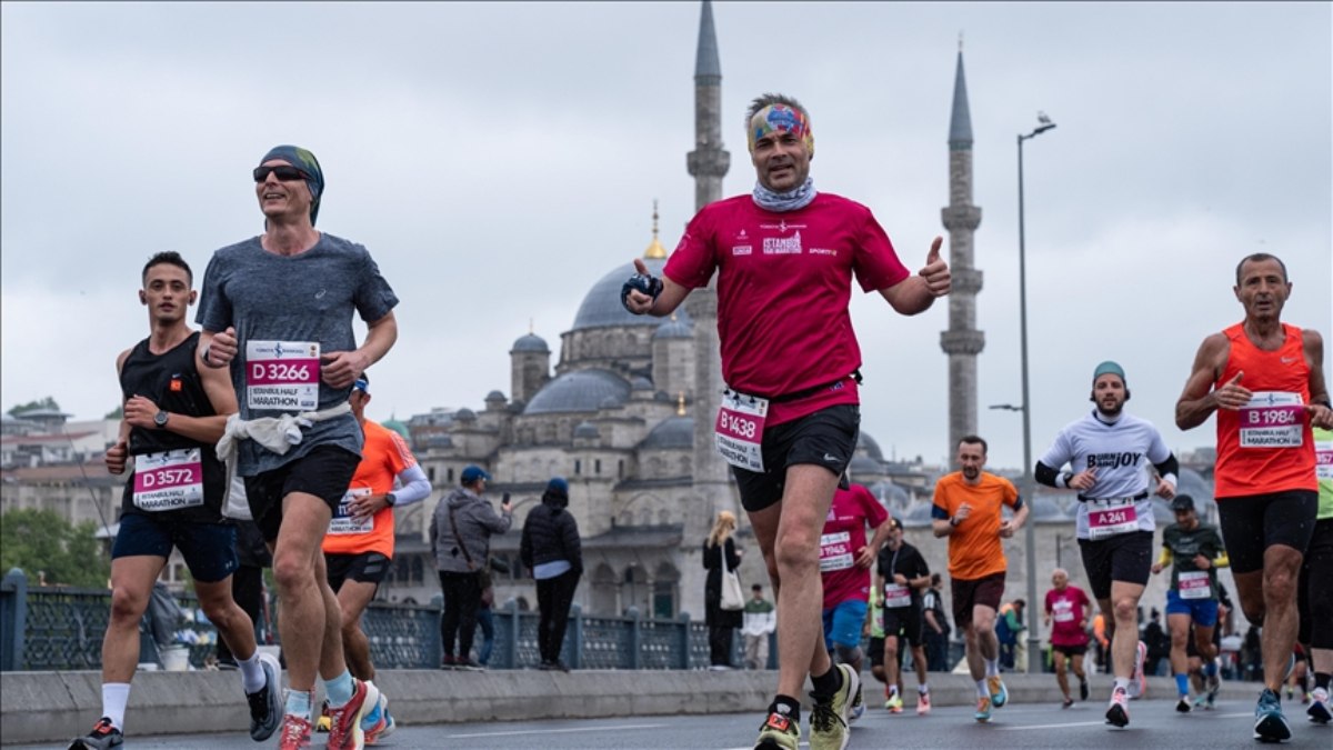 İstanbul’da “yarı maraton” nedeniyle bazı yollar trafiğe kapatılacak