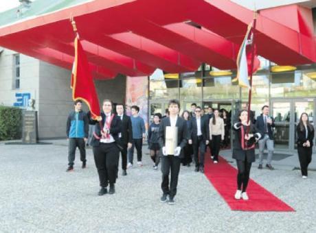 10. yılını coşkuyla kutluyor
