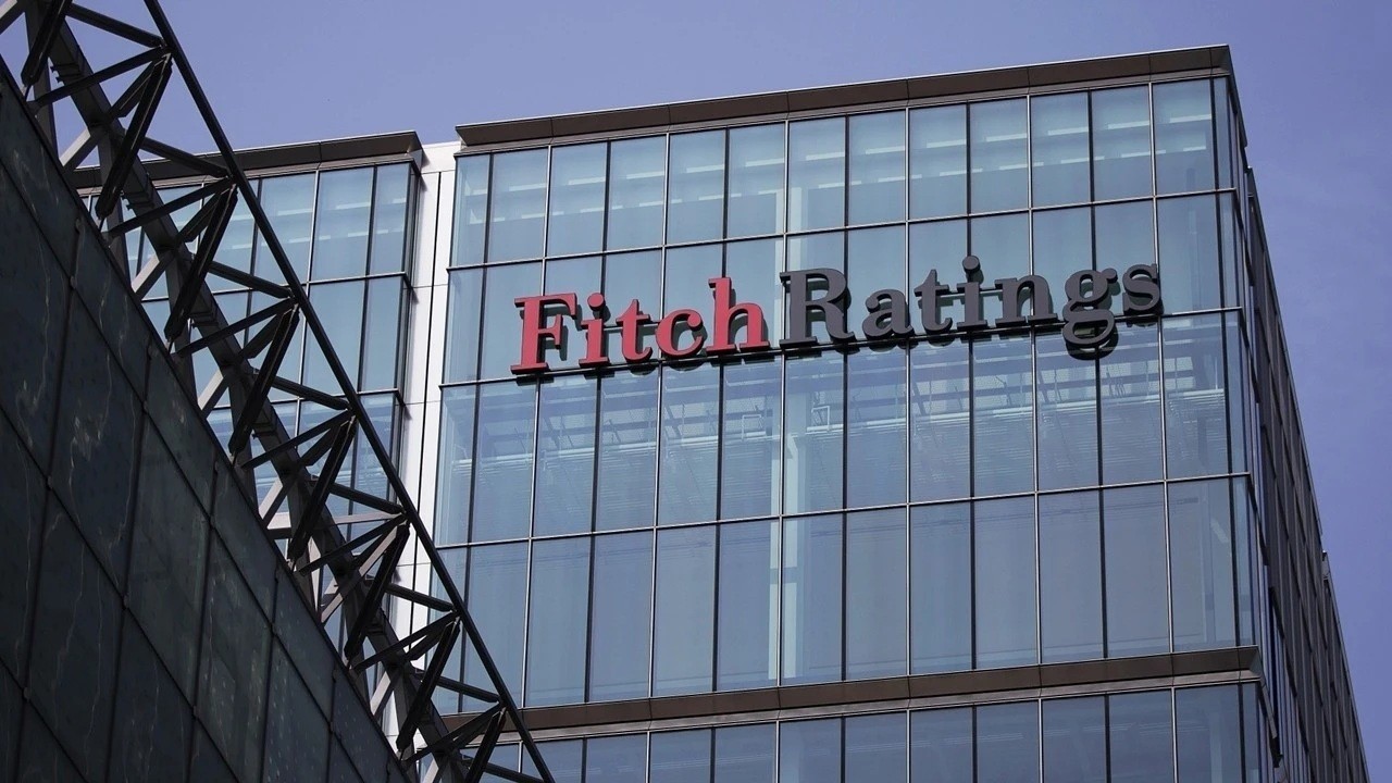 Fitch, 10 ülkenin büyüme tahminini düşürürken Türkiye tahminini korudu