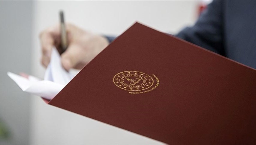 AÖL 3. dönem sınavları ne zaman? MEB AÖL 3.dönem sınav takvimini paylaştı