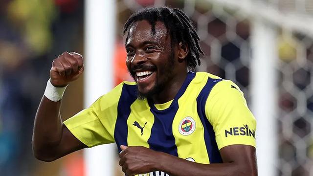 Fenerbahçe’den ayrılan Osayi Samuel, Beşiktaş’a imza atmak üzere!