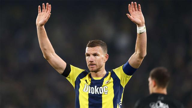 Fenerbahçe’den ayrılan Edin Dzeko’nun yeni adresi belli oluyor! Bologna ile anlaşamamıştı…