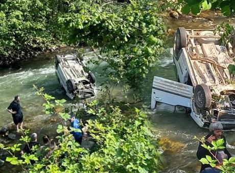 Trabzon’da feci kaza! Araç dereye uçtu: 2 ölü, 1 yaralı