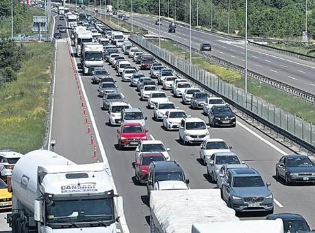 Geri dönüş çileli oldu