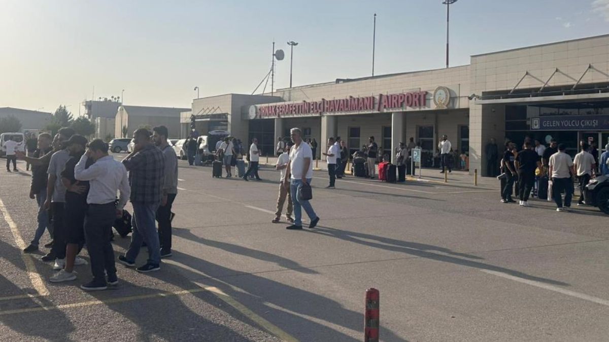 Irak’a giden uçaklar Şırnak’a indi