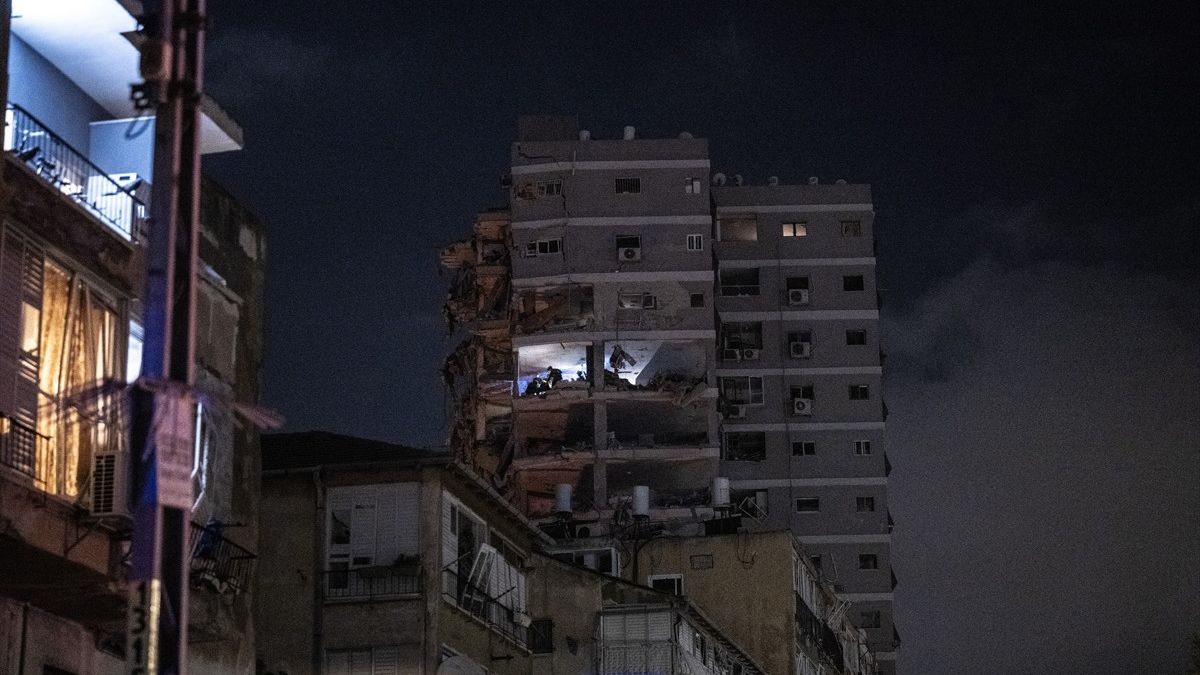 İran’dan İsrail’e: Tel Aviv’i boşaltın
