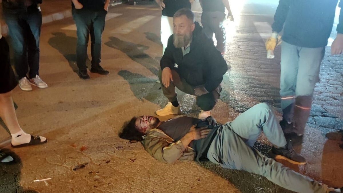 Erzincan’da motosiklet ile minibüsün çarpıştığı kazada 1 kişi yaralandı