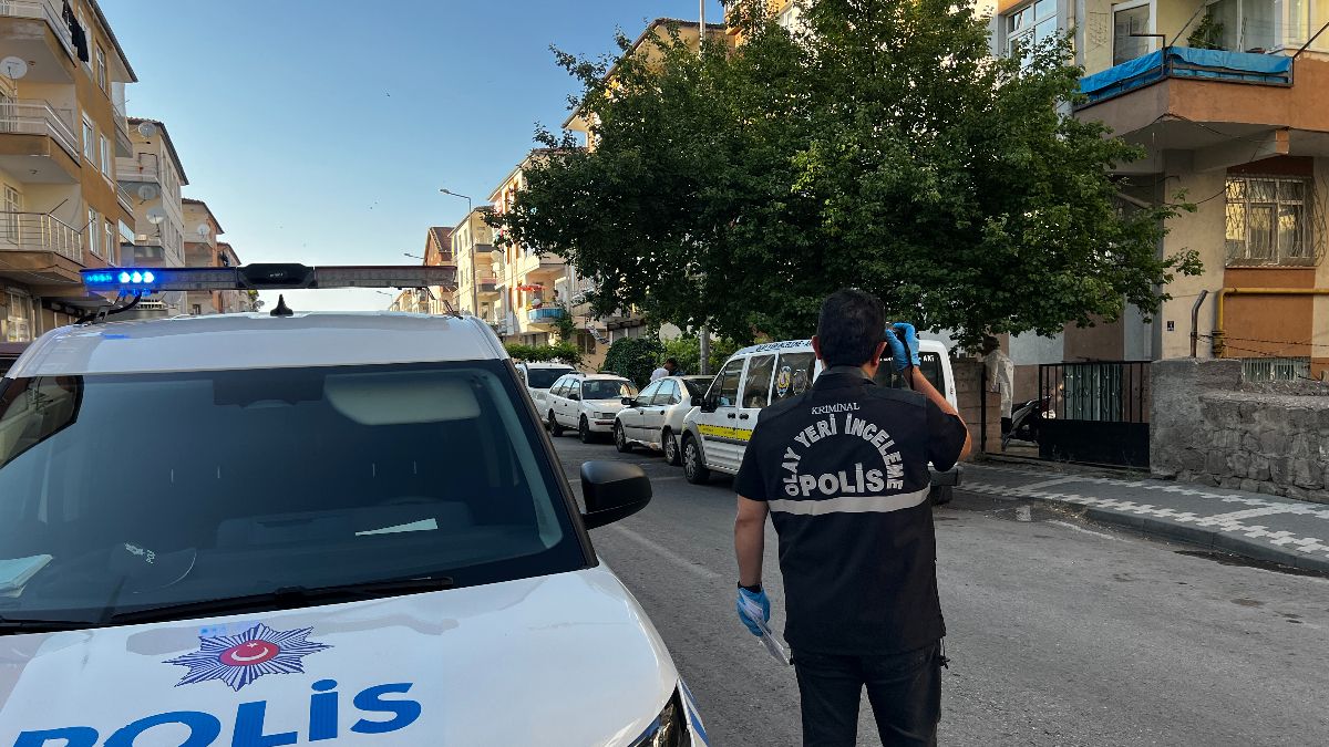 Konya’da alkollü iki arkadaş birbirini bıçakladı