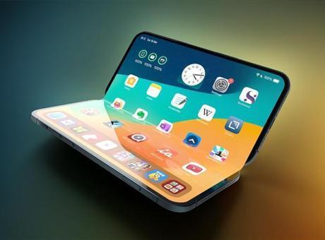 Katlanabilir iPhone üretimi sonbaharda başlayabilir