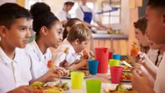 Free school meals to be extended to 500,000 more children