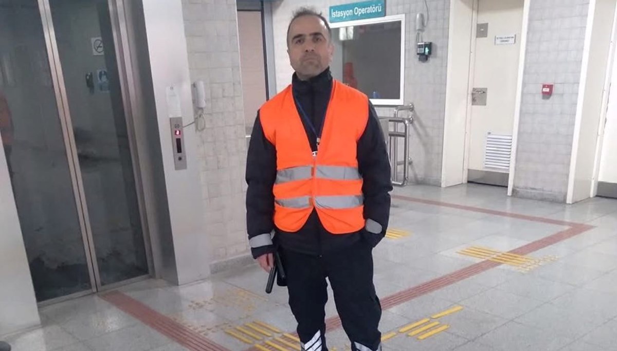 Trende sigara içtiği için kendisini uyaran güvenlik görevlisini öldürdü