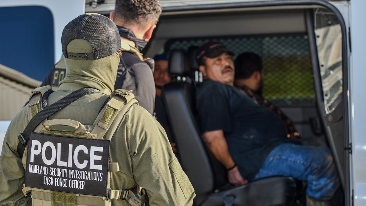 Fox News Poll: Voters view legal immigration as helpful, favor deporting those who are here illegally