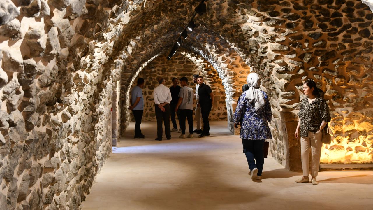 Restorasyonu tamamlanan 1600 yıllık Mor Kiryakus Manastırı turizme açıldı