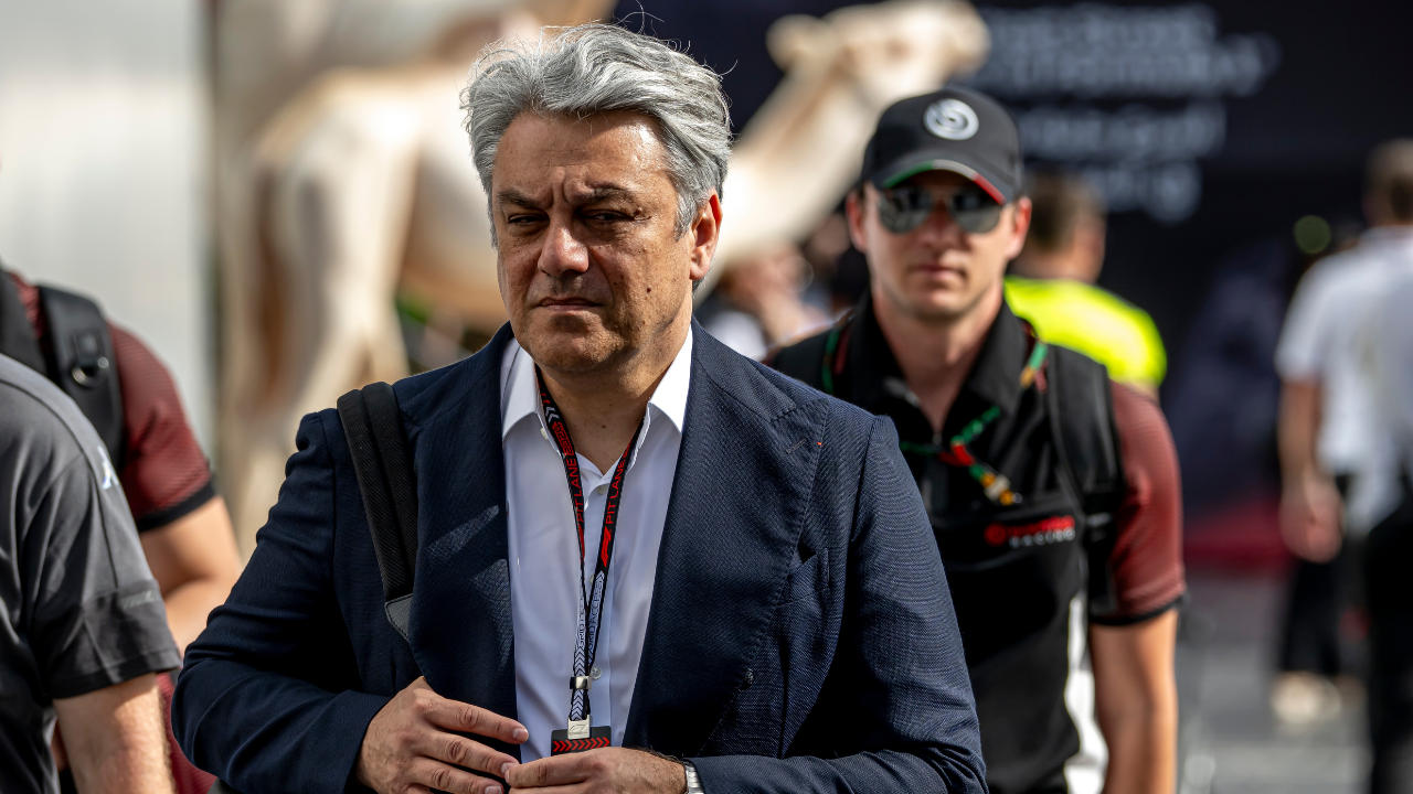 Renault CEO’su istifa etti