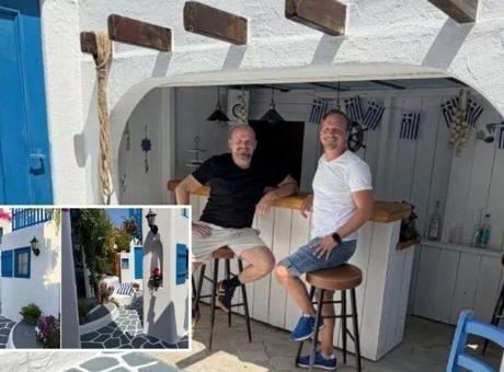 600 bin TL harcadı, bahçesine mini Yunanistan kurdu! Fotoğrafını çekip ‘tatildeyim’ diye kandırıyor