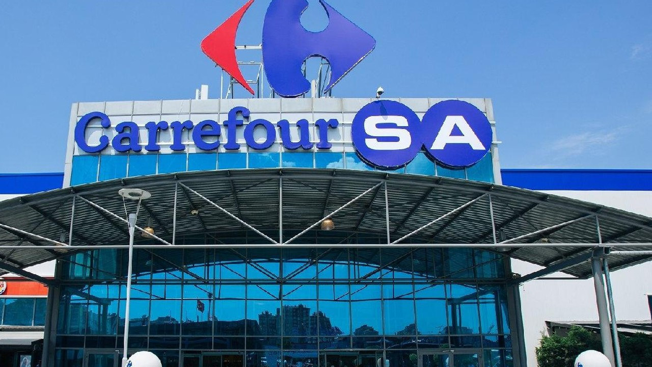 CarrefourSA resmen Aydın Grup bünyesine geçti