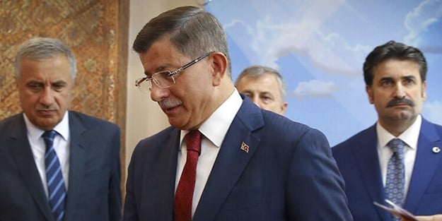 Davutoğlu yanlıştan döndü mü? ‘Bu saatten sonra Cumhurbaşkanının karşısında olmam’