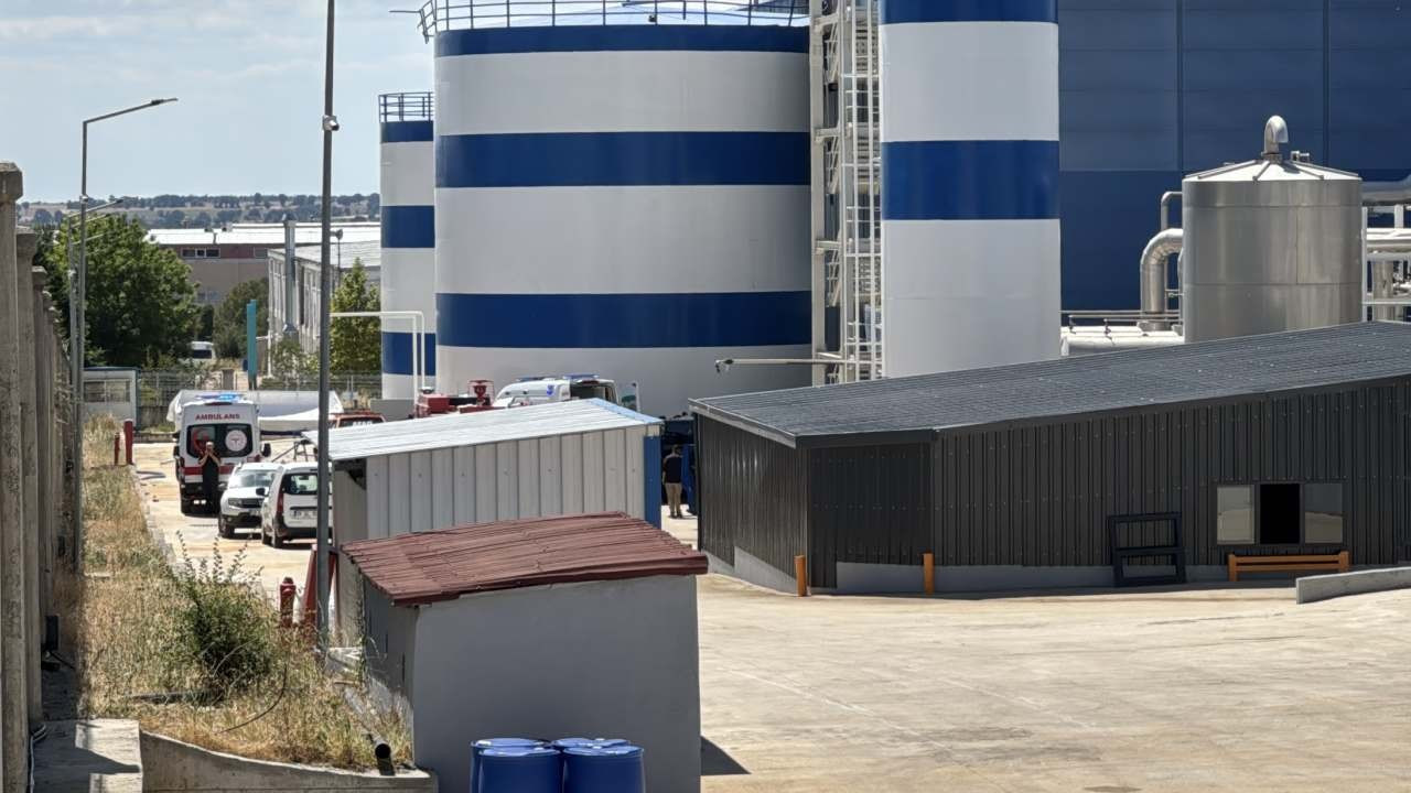 İçecek fabrikasında patlama: 2 işçi hayatını kaybetti