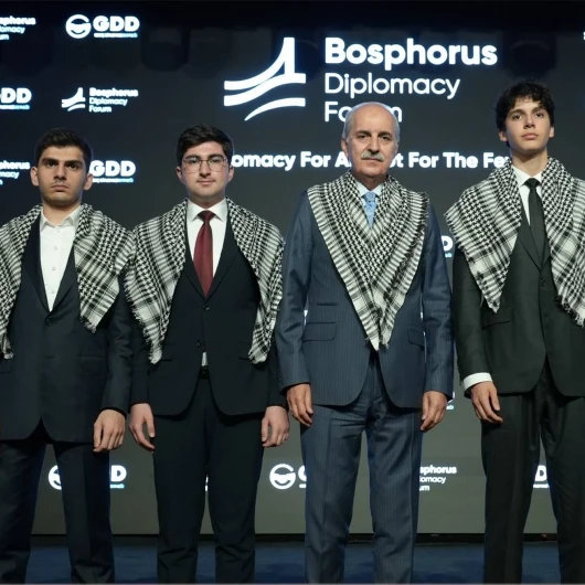 Gençler dünya krizlerine çözüm aradı: Bosphorus Diplomasi Forumu sona erdi