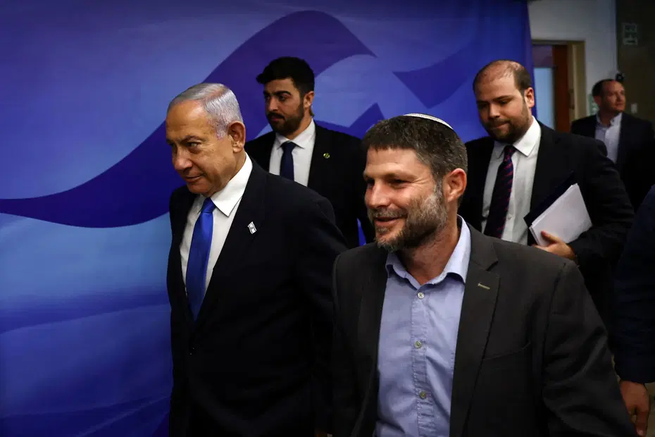 Askerlik krizi Netanyahu’nun ortağını baraj altına itti