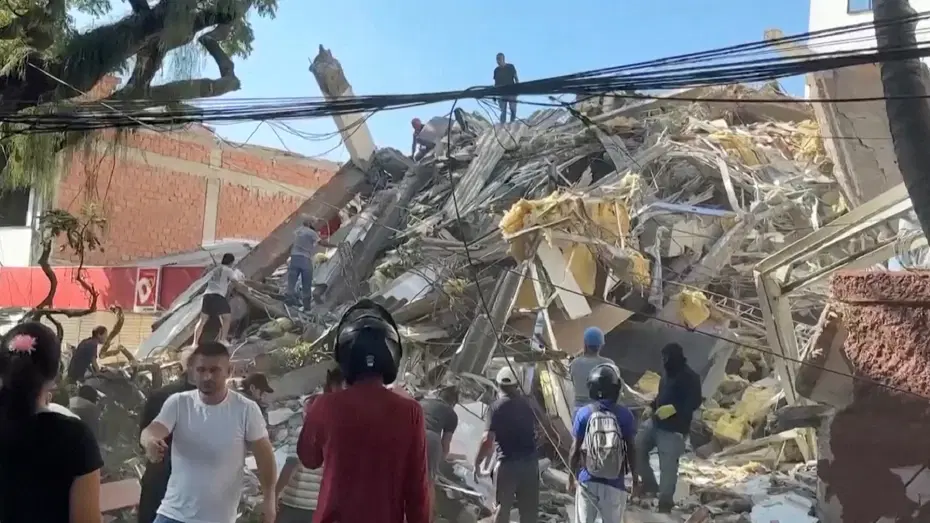 Kolombiya’yı 7.4’lük deprem vurdu