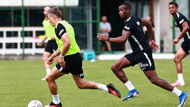 Beşiktaş’ta, Hradec Kralove maçı hazırlıkları devam etti