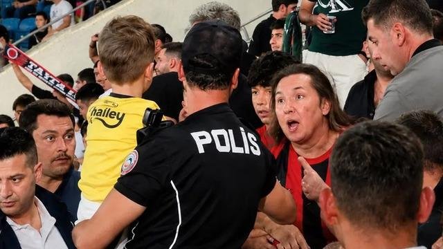 Gençlerbirliği’nden Fenerbahçeli bir çocuğun formasının çıkarılmasına ilişkin açıklama