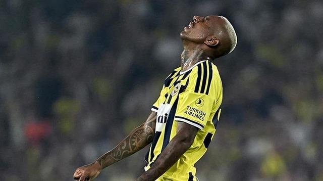 Kadroya alınmamıştı Fenerbahçe açıkladı! Talisca ayrılıyor mu?