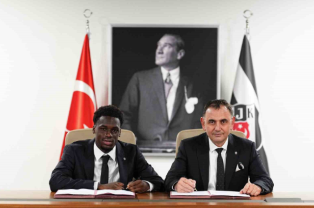 Beşiktaş’tan bir transfer daha! Siyah-Beyazlılar Ernest Poku’yu resmen açıkladı