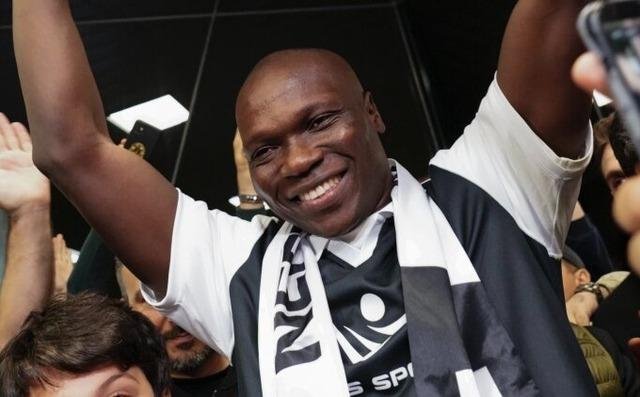 Aboubakar yeniden Türkiye’de! Yeni takımı resmen belli oldu