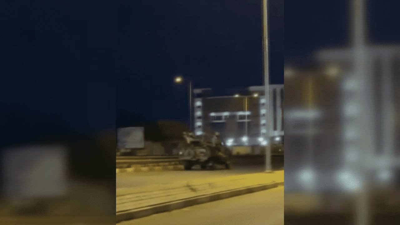 Nijer’in başkenti Niamey’de patlama ve silah sesleri yükseldi