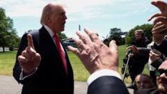 ‘Quiet, quiet, quiet!’ – What triggers Trump to shut down reporters?
