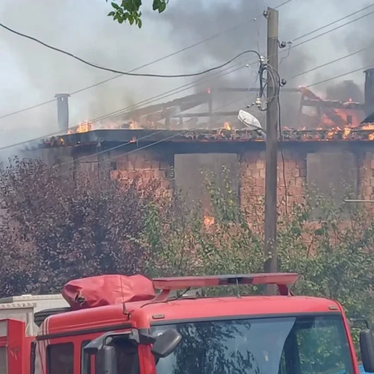 Ordu’da çatı katı yangınında bir ton fındık küle döndü