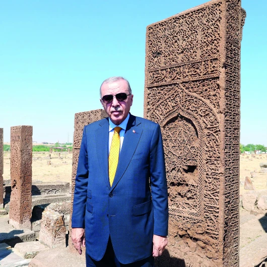 Kabine üçüncü kez Ahlat’ta