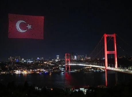 İstanbullular dikkat! 15 Temmuz Şehitler Köprüsü 3 gece trafiğe kapanacak: Saatler ve alternatif yollar açıklandı