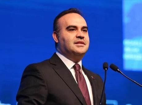 Bakan Kacır: Bilim insanlarına ve projelerine geniş kapsamlı imkanlar tanınacak