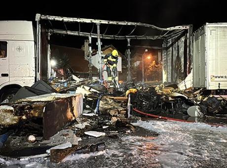 Bolu Dağı Tüneli’nde TIR bir anda alev aldı