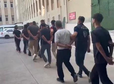 Diyarbakır merkezli 8 ilde siber zorbalık ve şantaj operasyonunda 2 zanlı tutuklandı