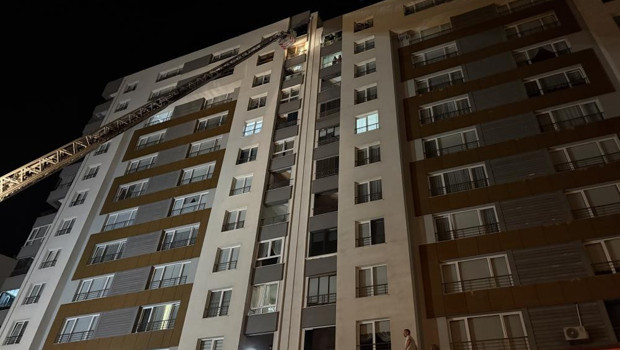 Kayseri’de feci olay! 13. katta yangın çıktı, balkondan düşen ev sahibi hayatını kaybetti