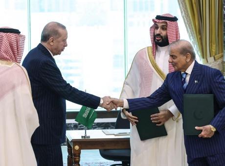 Yunanistan’dan Mekke Anlaşması’na karşı hamle çağrısı! ‘Derhal harekete geçilmeli’