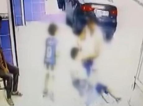 Çocukların oyununu dehşete çevirdi! 3 çocuğu darbedip 15 yaşındaki genci apartmana kilitledi
