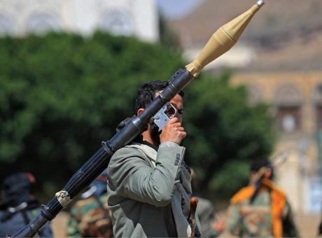 Yemen’de Husiler ile hükümet güçleri arasında çatışma! Ölüler var