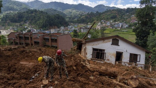 Nepal’de toprak kayması: 7 ölü, 5 kayıp