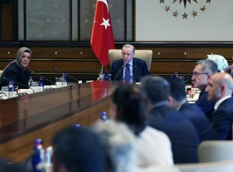 Cumhurbaşkanı Erdoğan şehit ailelerini kabul etti