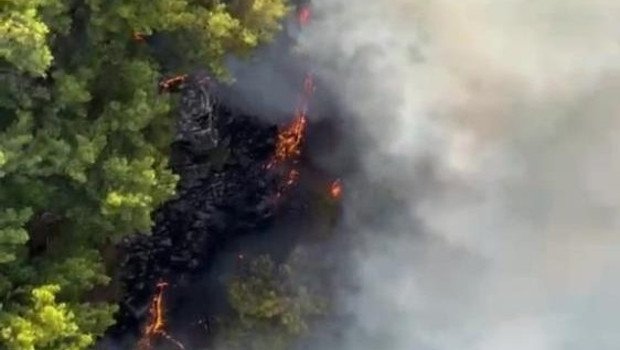 Antalya’da orman yangını! Havadan ve karadan müdahalede sürüyor