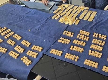 Duvarı kırdılar içinden altın hazinesi çıktı! ‘9 milyon euro değerinde’