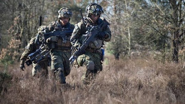 Alman ordusundaki asker sayısı 186 bin 700’e yükseldi