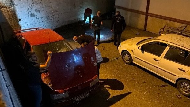 Arsin’de araçların üzerine insansız hava aracı düştü