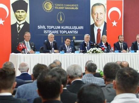 Bakan Bolat: Kütahya jeotermal zengin kaynaklarıyla aynı zamanda bir turizm şehrimiz oldu